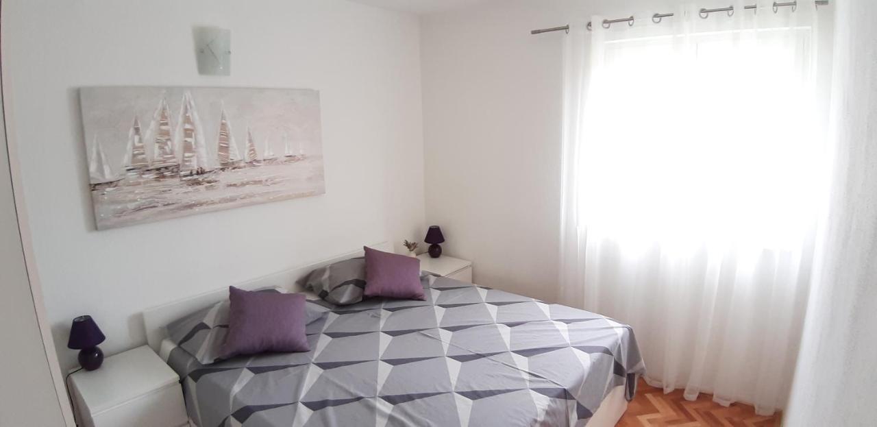 Apartmani Anna Trogir Exterior photo